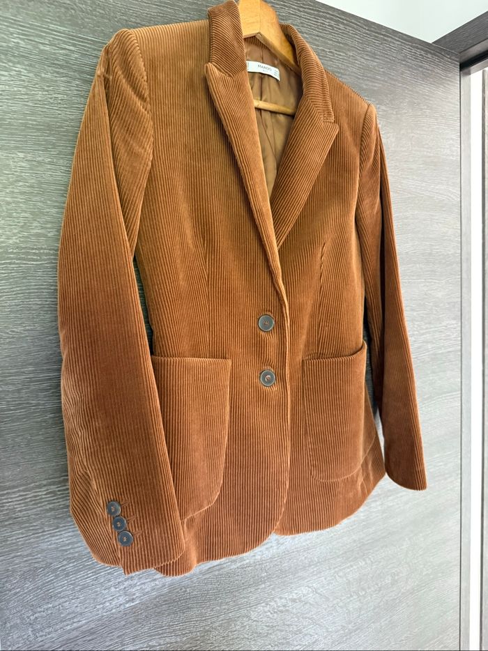Blazer en velours côtelé camel Mango T36