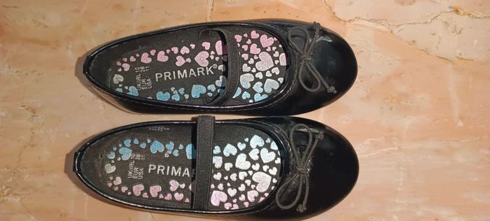 Ballerines noires vernis en 28 - photo numéro 4