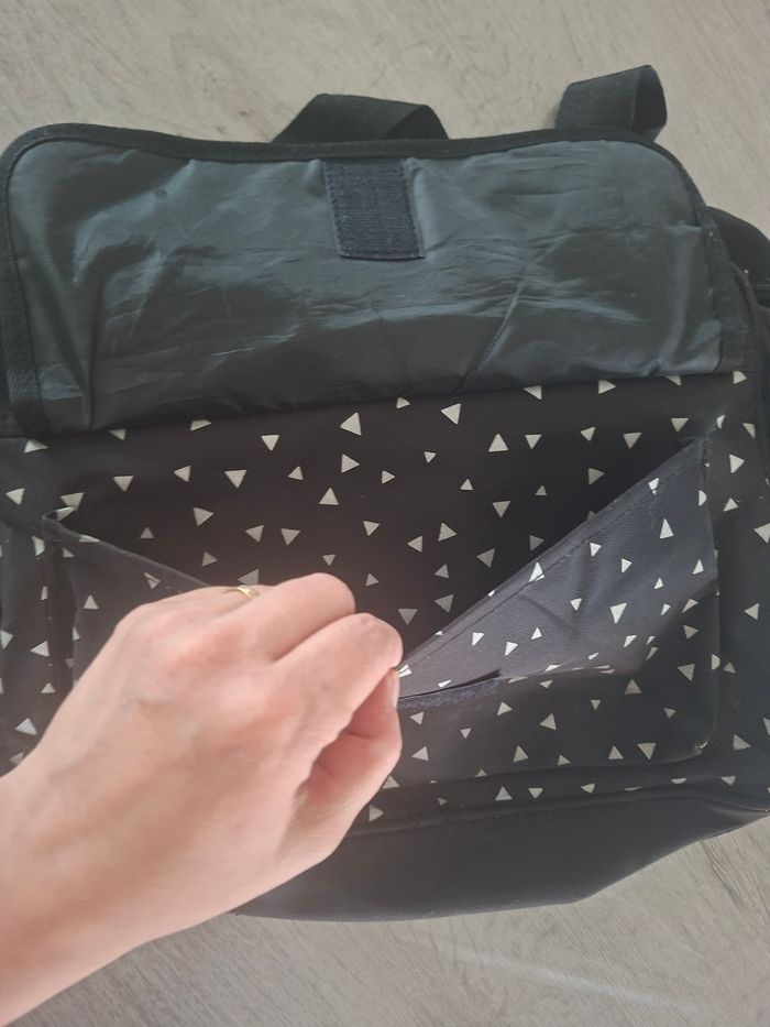 🌷Sac allongé + Tapis de change🌷 - photo numéro 4