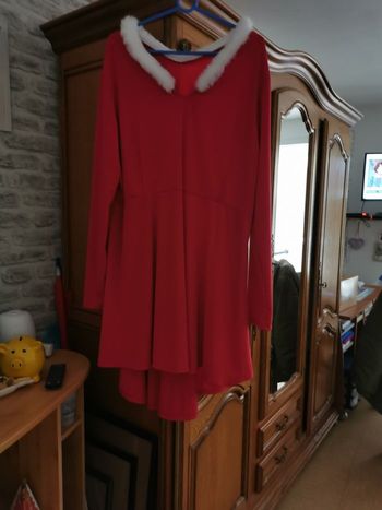 Vends robe  noël  femme