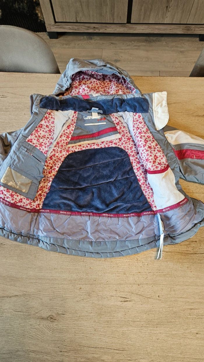 Veste de ski pour fille grise bleu avec du fushia, blanc, capuche, Wed'ze, taille 6 ans - photo numéro 6