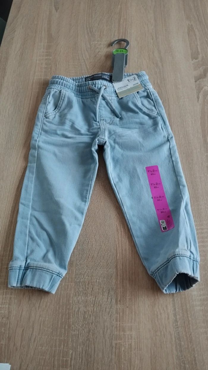 Lot 2 jeans sans boutons - photo numéro 2