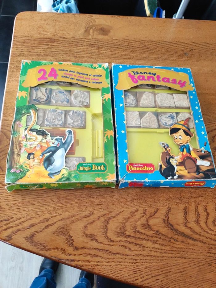 Lot de 24 tampons Disney