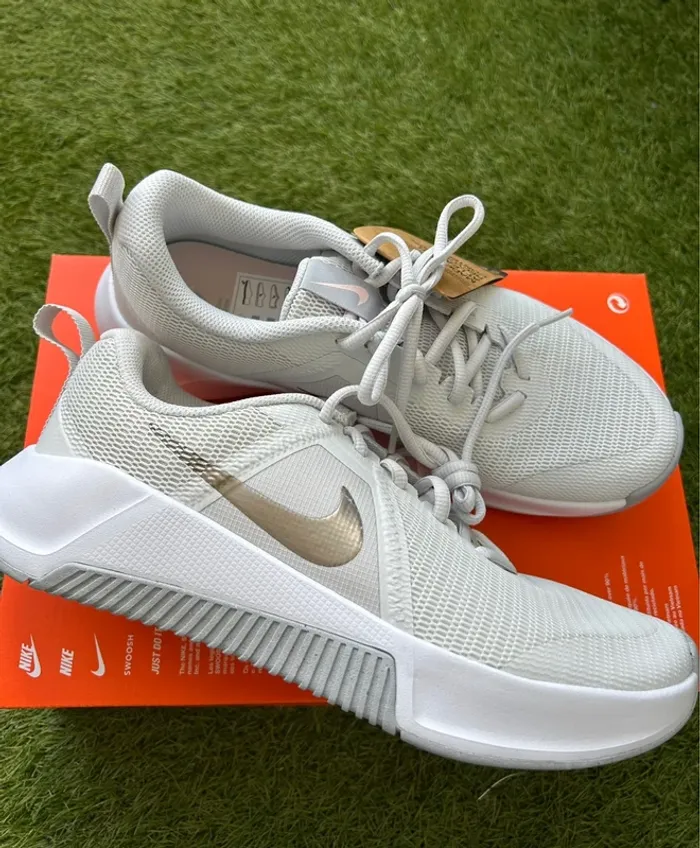 Nike MC Trainers 3 Pointure 42 - photo numéro 2