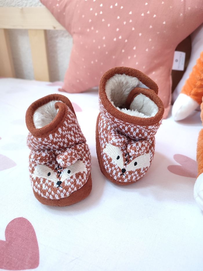 Paires de chaussons Renard 🦊 - Neuf - Naissance - Marron et blanc - photo numéro 2