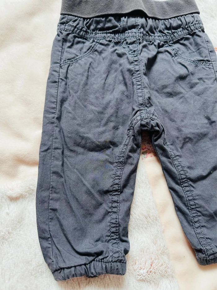 Jogging cargo 6 mois - photo numéro 2