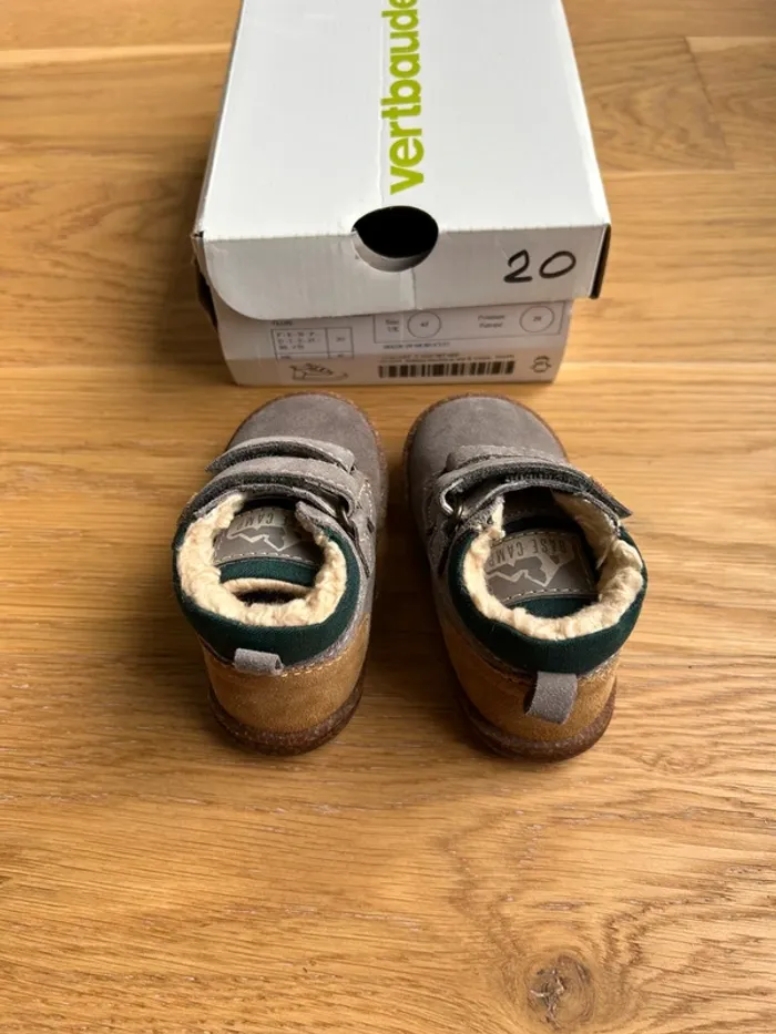 Chaussures Vertbaudet garçon taille 20 - photo numéro 2