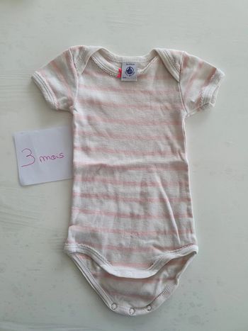 Body manches courtes 3 mois