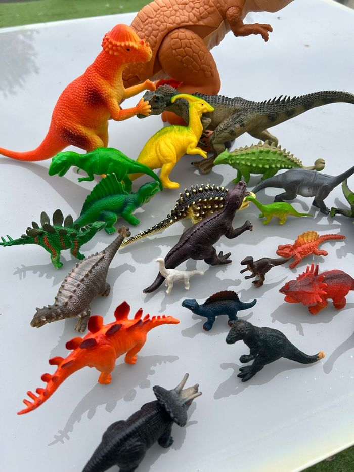 Lot dinosaures - photo numéro 5