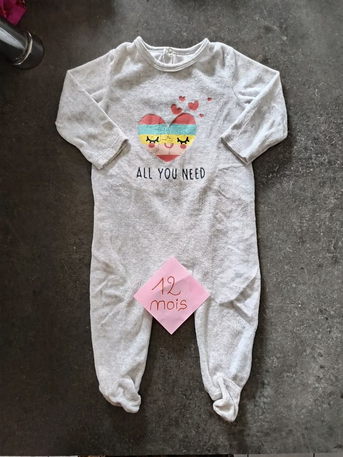 Pyjama coeur "all you need" 12 mois