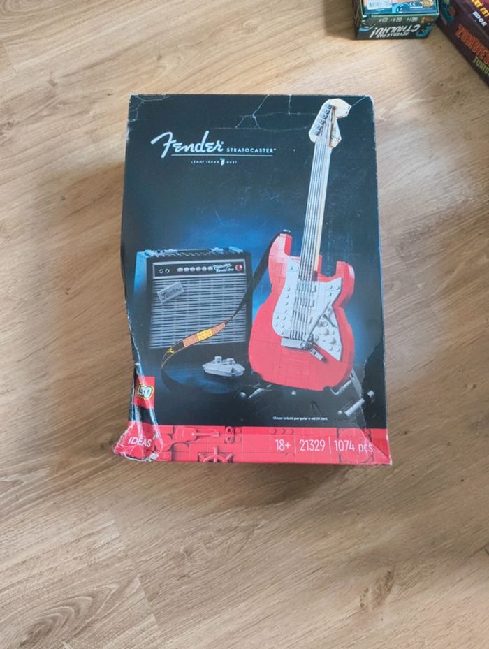 Lego 21329 - Fender stratocaster