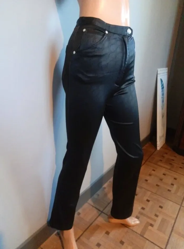 Pantalon droit - photo numéro 3