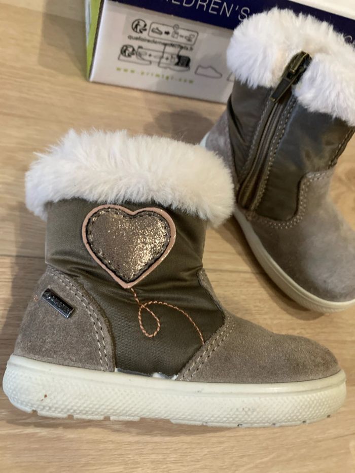 Bottes fille taille 21 - photo numéro 3