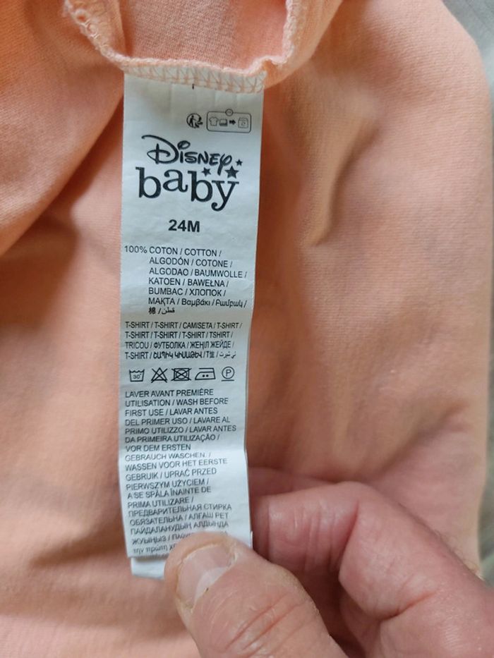 Tee-shirt Disney Baby taille 24 mois - photo numéro 4