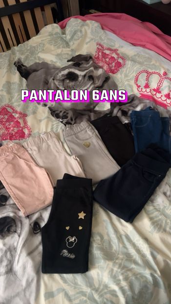 Vend plusieurs vêtements en lot