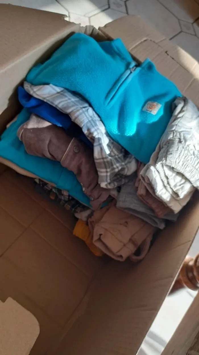 Lot de vêtements 6 mois garçon - photo numéro 2