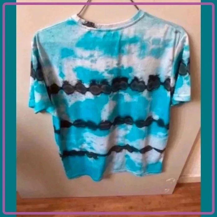 🌟🌟 Super Tshirt primark taille s 🌟🌟 - photo numéro 2