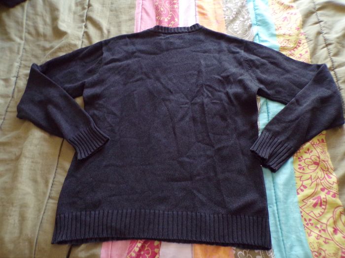 Pull gris foncé et flocons taille M - photo numéro 3