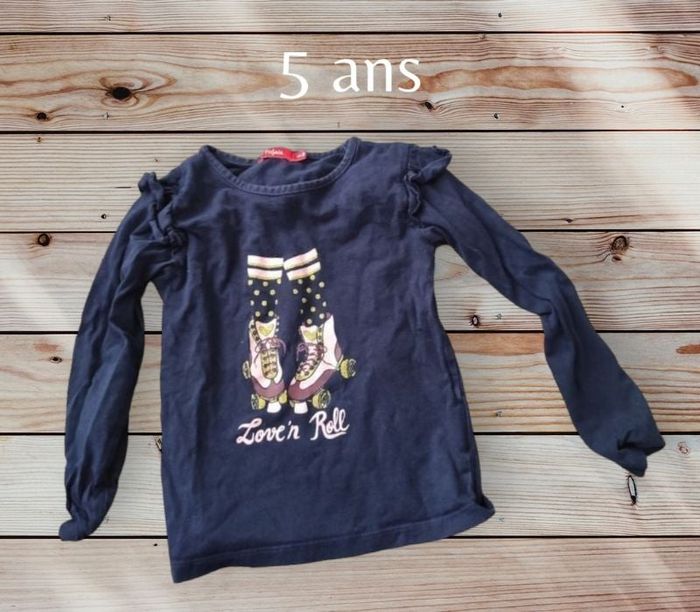 Jolie t-shirt manches longues 5 ans