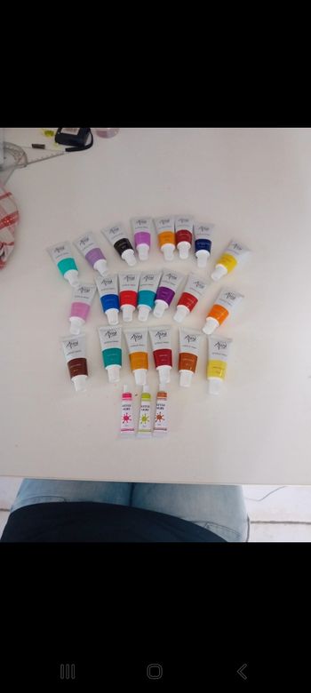Lot peinture acrylique neuf