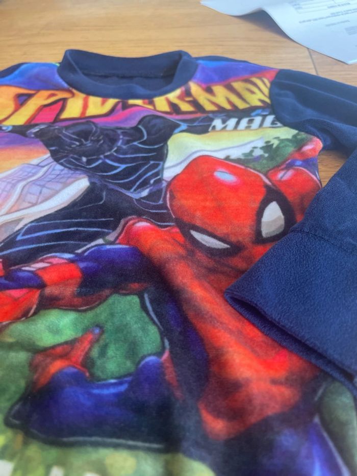 Haut de pyjama Marvel - photo numéro 2