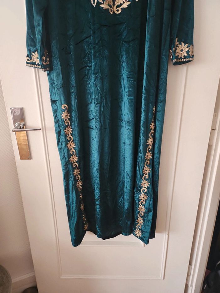 Robe longue velours - photo numéro 3