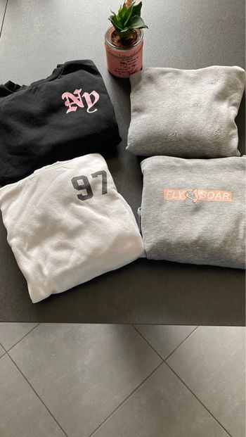 Lot vêtement femme enfant adolescent pull sweat taille S