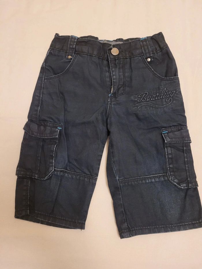Short avec poches côtés