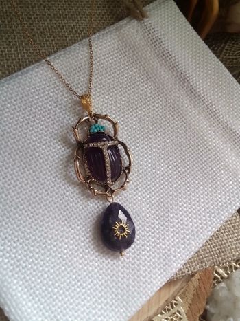 Collier scarabée pierre réversible d'améthyste 💜.