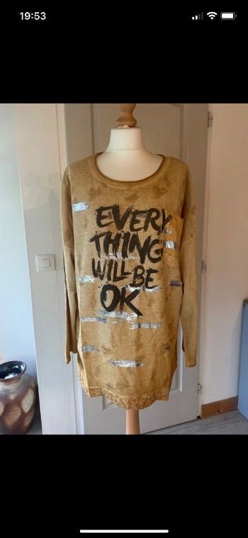 TEE shirt