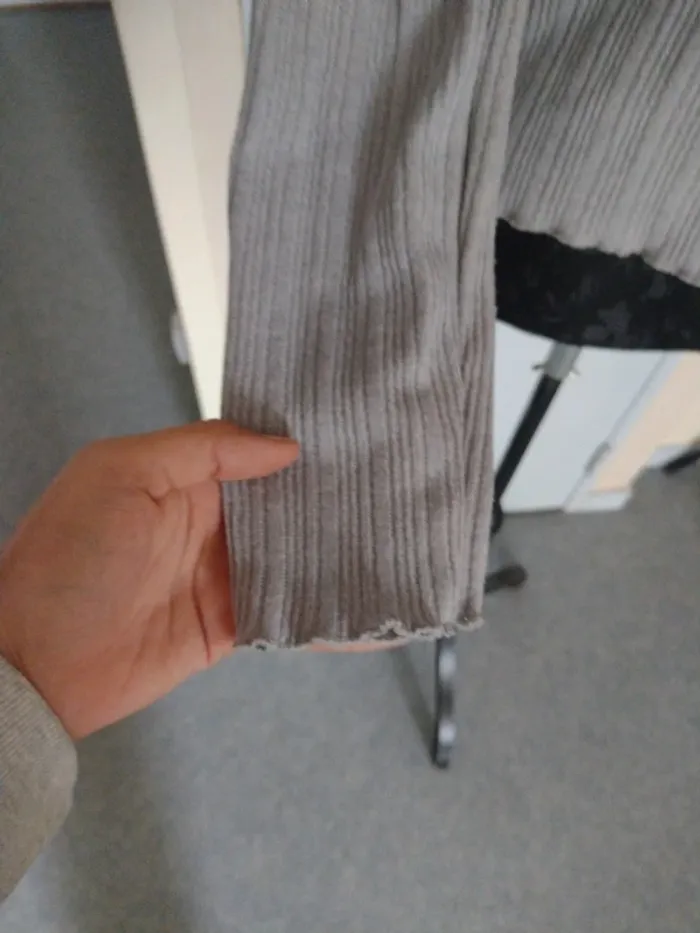 Pull col roulé gris côtelé – Taille 38 - photo numéro 3