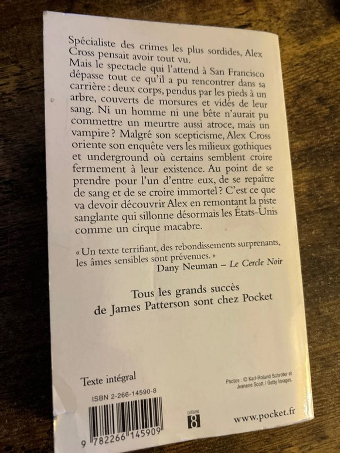 Noires sont les violettes - photo numéro 2