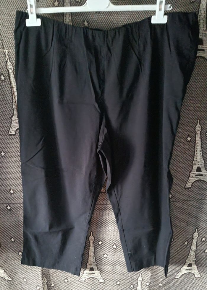 Pantacourt noir taille 54 Ulla Popken
