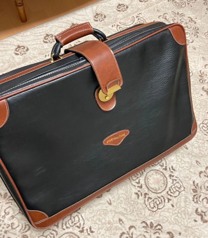 Valise vintage cuire