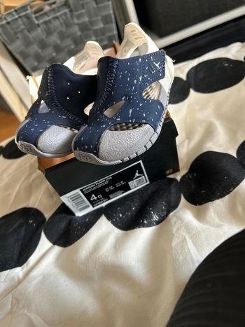 Sandales Jordan bleues