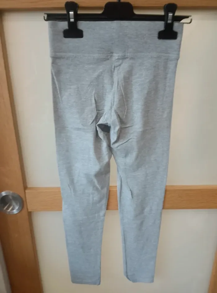 Pantalon legging neuf - Sport - Fille 10 ans - photo numéro 3
