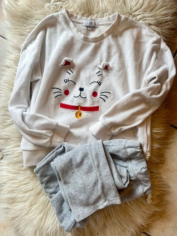 Fille 👧🏻 Pyjama en velours la redoute taille 12 ans
