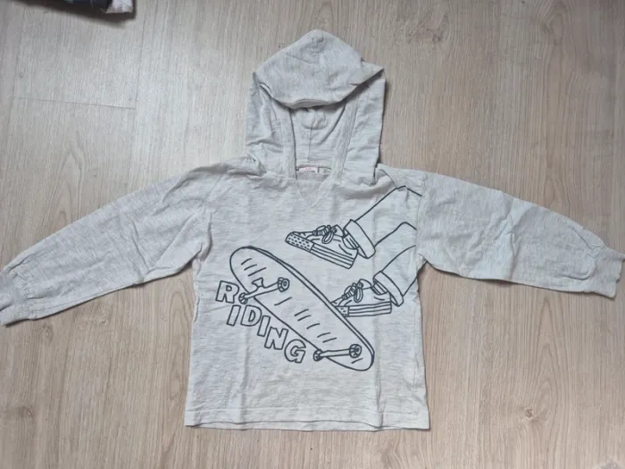 T-shirt a capuche TAO
