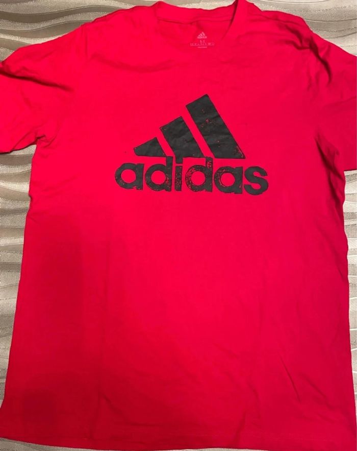 T-shirt rouge Adidas