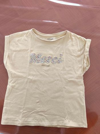 Tee shirt