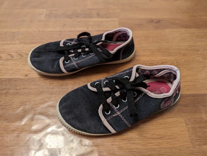 Basket en toile fille pointure 31 - photo numéro 3