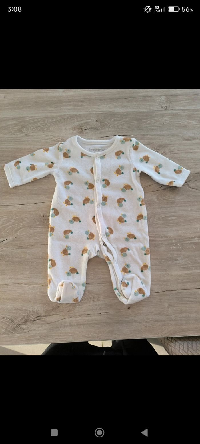 Pyjama taille 1 mois