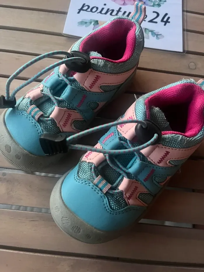 Chaussures de marche 24 - photo numéro 2