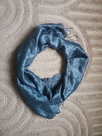 Foulard bleu
