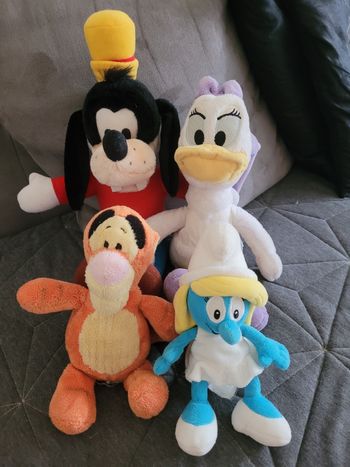 Lot de 4 petites peluches