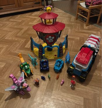 Gros lot de jouets pat patrouille mission dino