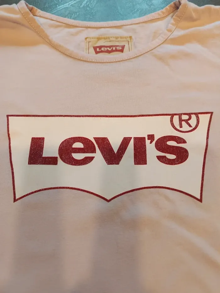 Vends tee-shirt Levi's enfant taille 12 ans . - photo numéro 3
