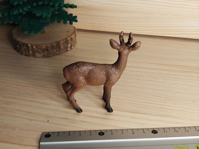 Figurine Chevreuil Animal de la forêt - photo numéro 3