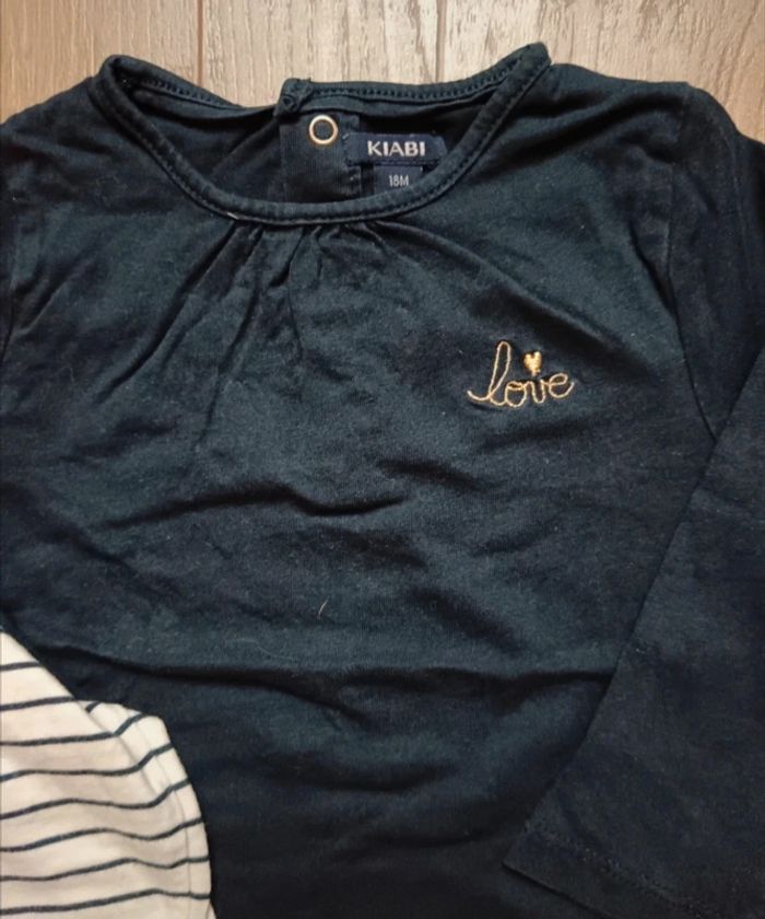 T-shirt manches longues Kiabi 18 mois
2€ pièce ou 3€ les 2 - photo numéro 3