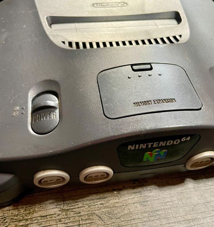 Console Nintendo 64 NUS-001 Control Deck loose - photo numéro 2